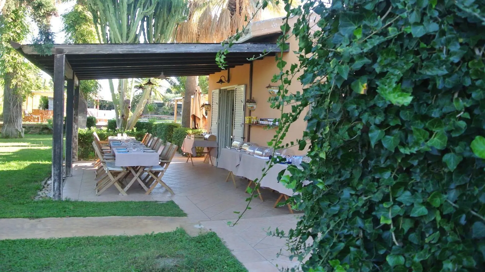 فندق مبيت وإفطار سان ليون Villa Carlotta Resort