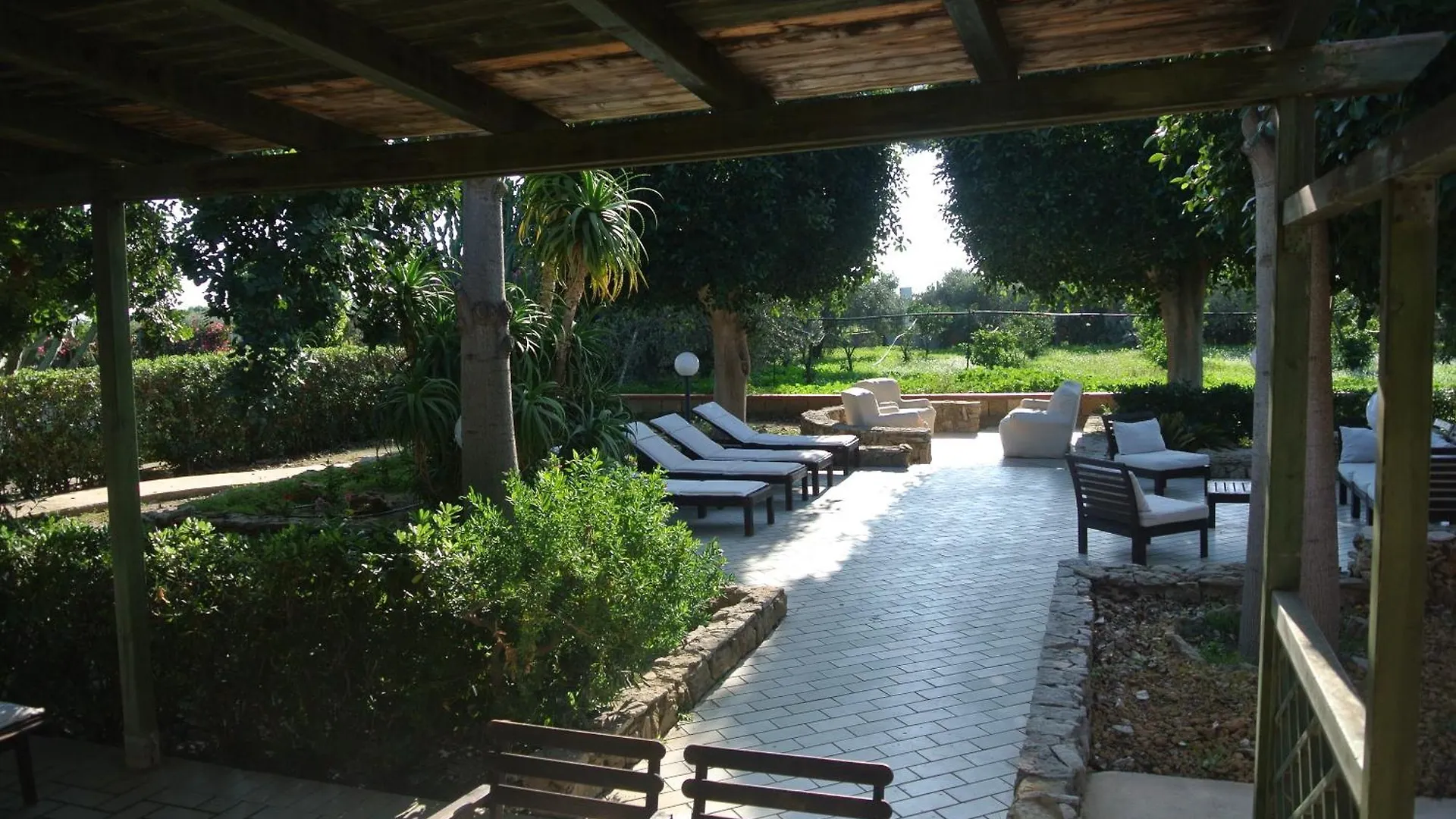 Villa Carlotta Resort San Leone Bed & Breakfast