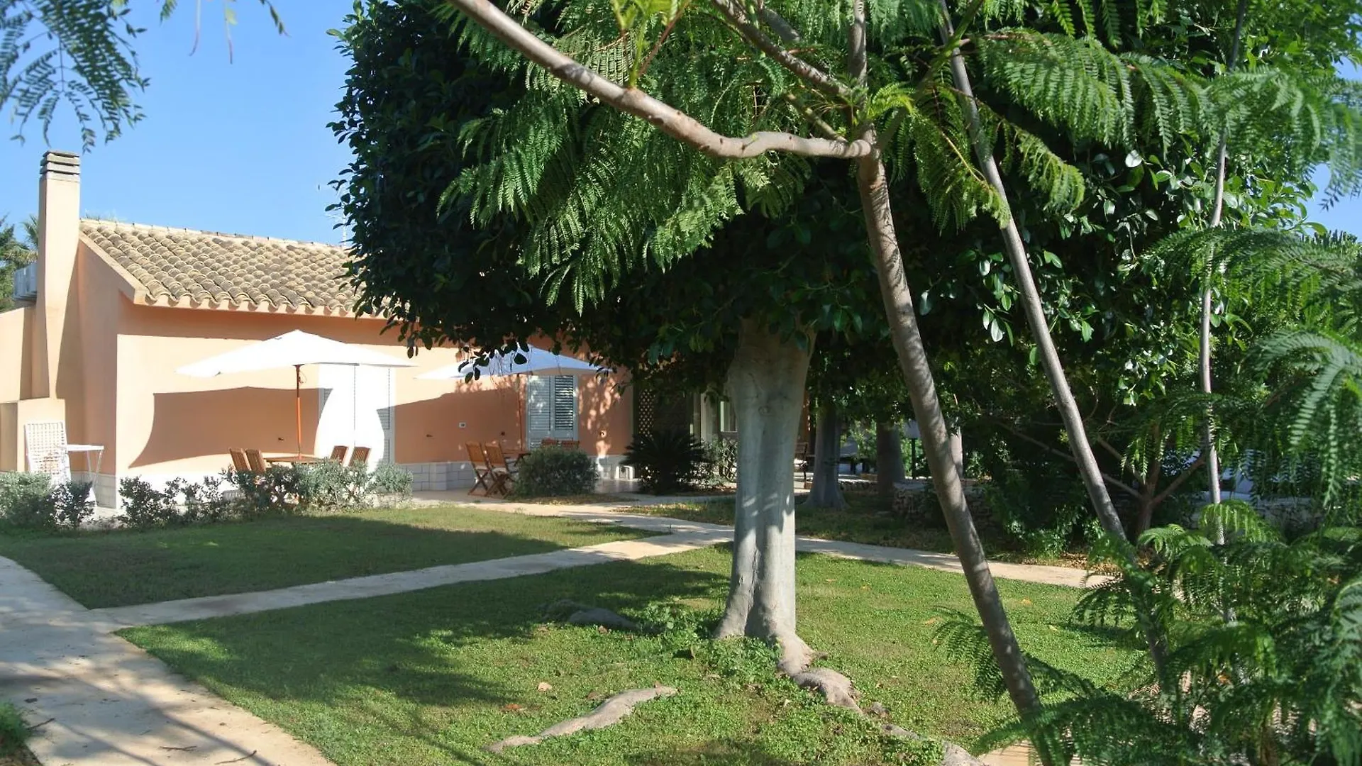 B&B Villa Carlotta Resort San Leone Bed & Breakfast