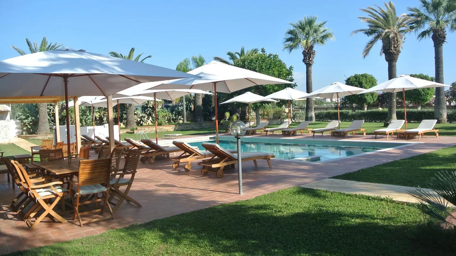 Villa Carlotta Resort San Leone Bed & Breakfast